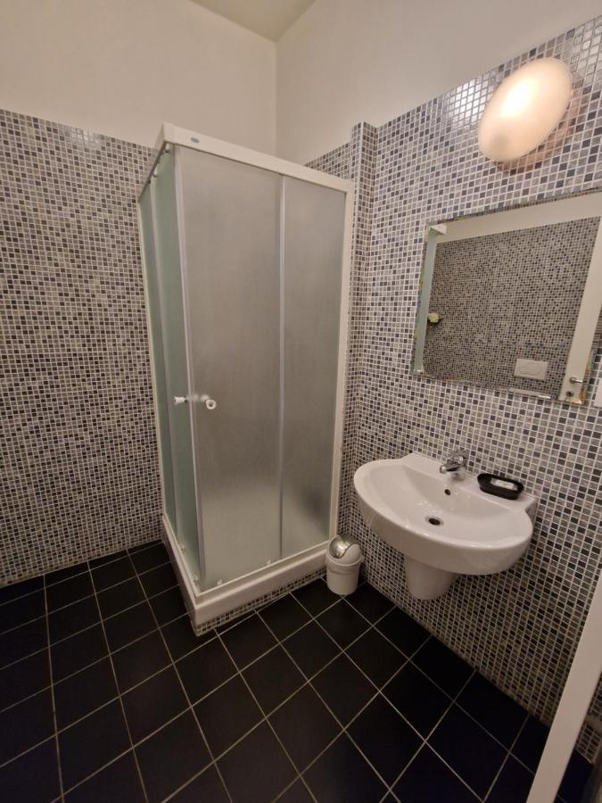 Reznicka Apartments Прага Экстерьер фото