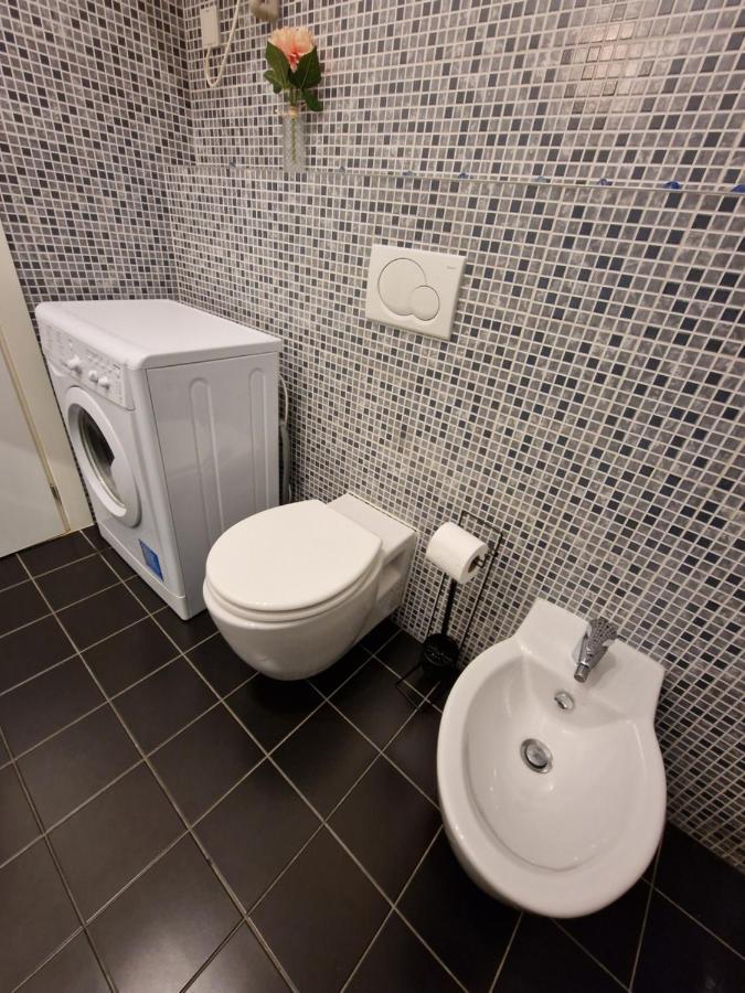 Reznicka Apartments Прага Экстерьер фото